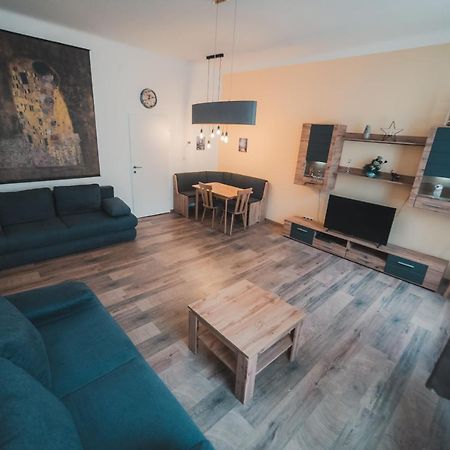 Renovated Apartment Close To First District Wenen Buitenkant foto