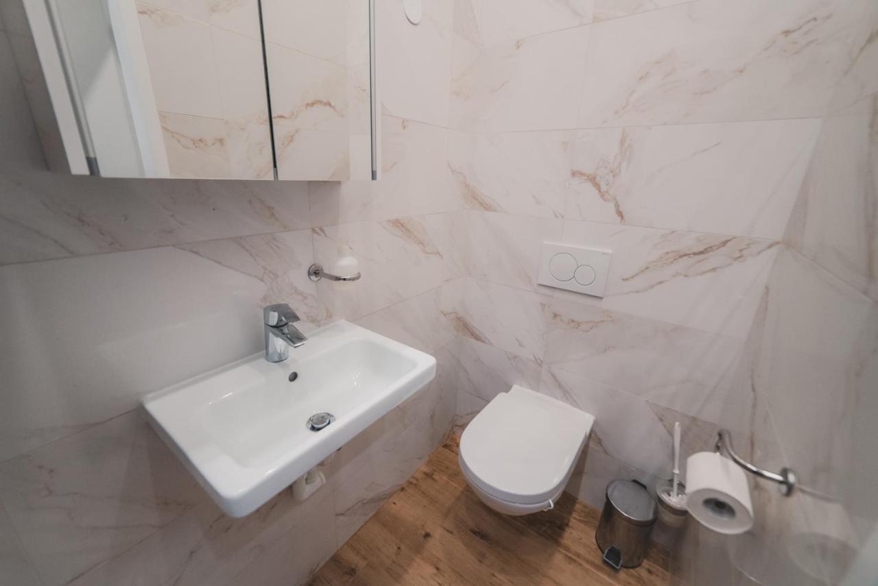 Renovated Apartment Close To First District Wenen Buitenkant foto